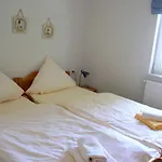Azur We18149 Hotel *