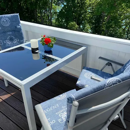 Azur We18149 מלון *