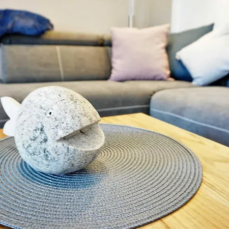 Azur We18149 מלון