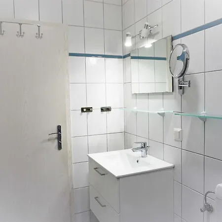 Azur We18149 מלון זאסניץ