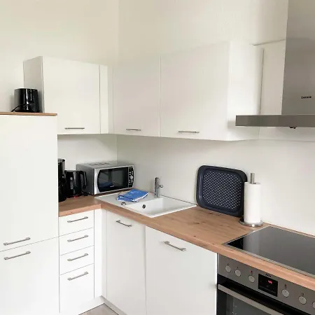 מלון Azur We18149 *