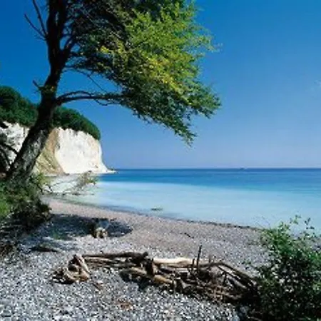 Azur We18149 מלון *