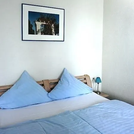 Azur We18149 מלון